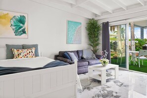 1 chambre, coffres-forts dans les chambres, bureau, lit parapluie
