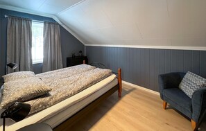 3 bedrooms, travel cot, free WiFi