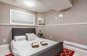 2 chambres, fer et planche à repasser, Wi-Fi gratuit, draps fournis