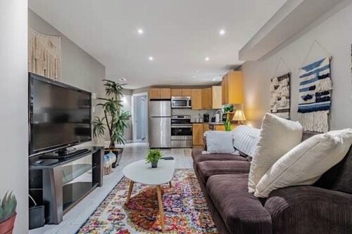 2 Bedrooms | Near YXE Airport | Safe Quiet Area