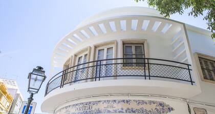 Villa in Albufeira Near Praia da Oura Beach