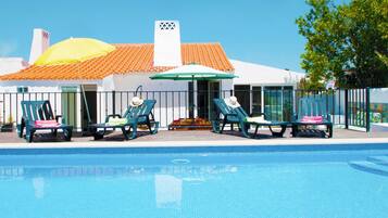 Villa | Pool | Indoor pool, outdoor pool