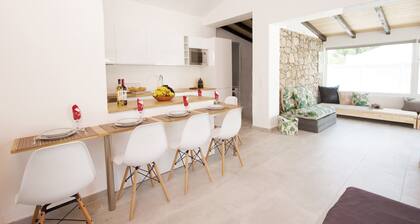 Villa in Albufeira Near Praia da Oura Beach