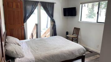 3 chambres, bureau, Wi-Fi gratuit, draps fournis