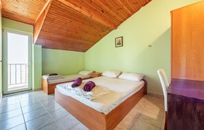 1 chambre, Wi-Fi gratuit, draps fournis