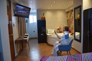 Suite Confort, 1 habitación | Escritorio y wifi gratis 