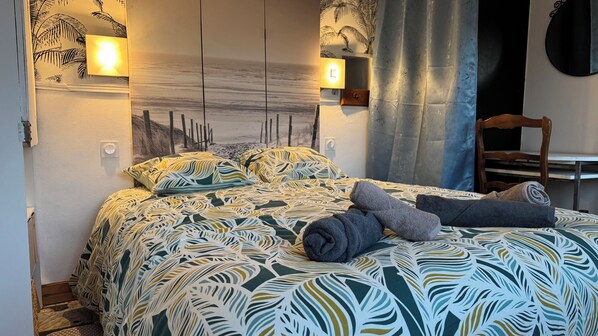 1 bedroom, iron/ironing board, WiFi, bed sheets