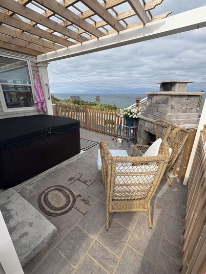 Xanadu By The Sea Premium Cottage Rentals(The Hydrangeas)