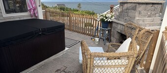 Xanadu By The Sea Premium Cottage Rentals(The Hydrangeas)