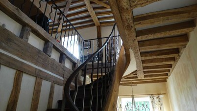 Gîte Château de Montboulon-14 persons Swimming pool and Jacuzzi