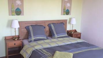 6 Schlafzimmer, kostenloses WLAN, Bettwäsche