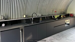 Fridge, microwave, dishwasher - Gîtes de France® - VIP REFUGE (LE VIGNON-EN-QUERCY)