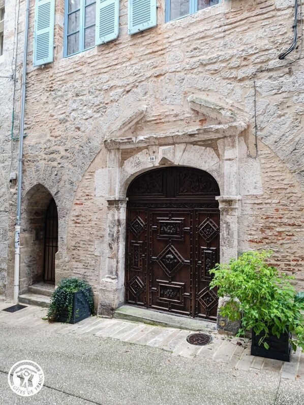 Exterior detail