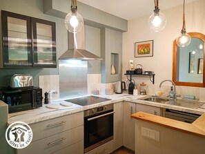 Microwave, dishwasher - Gîtes de France® - La Maison Rose (SAINT CERE)