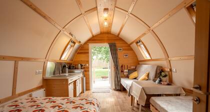 Family En-suite Cabin in South Pembrokeshire