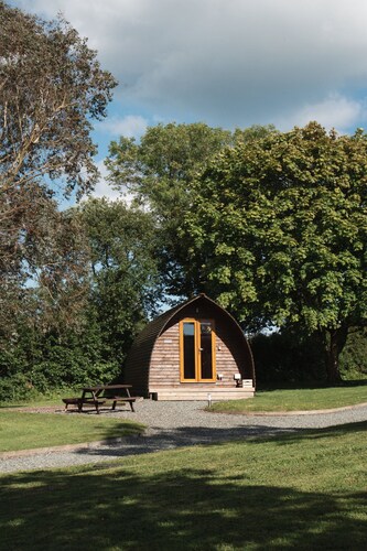 Cosy En-suite Wigwam Glamping Pod
