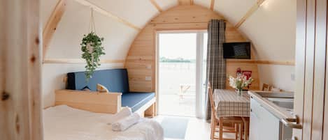 1 bedroom, WiFi (free)