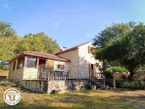 Exterior - Le Gîte du Cluzel - PONTCIRQ (PONTCIRQ)