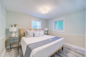 2 bedrooms, WiFi, bed sheets