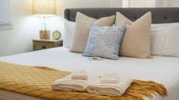 4 bedrooms, WiFi, bed sheets