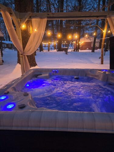 Scenic Drive Resort - Bohemian Wonderland