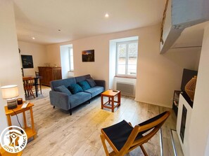 TV - Les Volets Bleus - BETAILLE (BETAILLE)