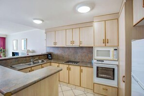 Room - Mantra Sun City Surfers Paradise (Gold Coast)
