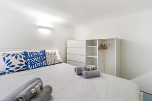 1 bedroom, iron/ironing board, WiFi, bed sheets - The Urban Loft Duomo, subway within walking distance (Milano)