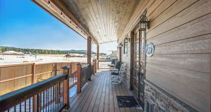 New, Amazing, Jetted Jacuzzi Tub, Mountain Views, Minutes 2 Downtown, Snow Bowl