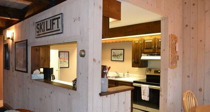 Charming 3-bedroom condo in Bromley Village.