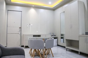 Room - Helsinki Hotel Palu (South Palu)