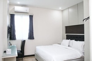 Room - Helsinki Hotel Palu (South Palu)