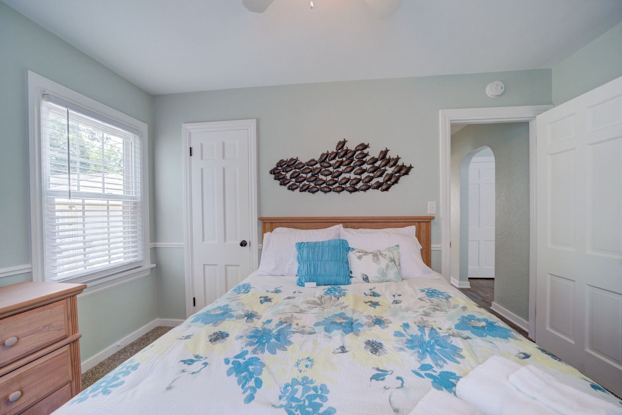 3 bedrooms, WiFi, bed sheets