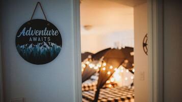 Desk, iron/ironing board, free WiFi, bed sheets