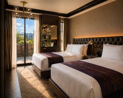 Superior Room, 1 Double Bed, Terrace | Hypo-allergenic bedding, in-room safe, desk, laptop workspace