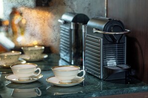 Allergikerbettwaren, Zimmersafe, Schreibtisch
