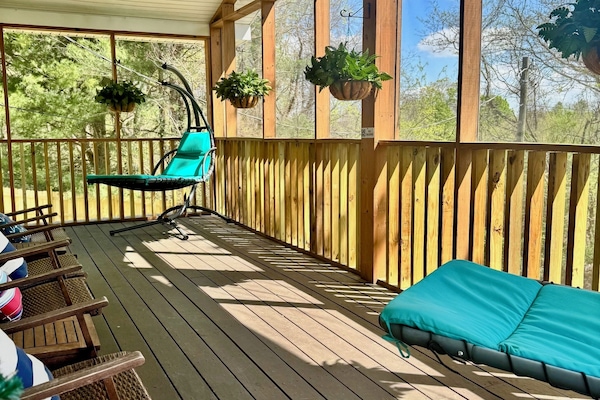 Screened in porch with country views so good, even the squirrels will be jealous