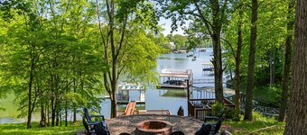 Lucky Dozen Lakehouse-Dock, Slip, Kayaks, SUPs