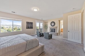 4 soverom, skrivebord, wi-fi og sengetøy