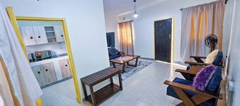 Sunflower Suite -Olali Suites Migori-