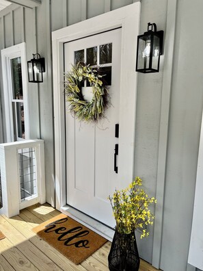 Exterior detail - Cozy Mountain Hideaway, Next to Hiking Trails & Waterfalls! (Highlands)