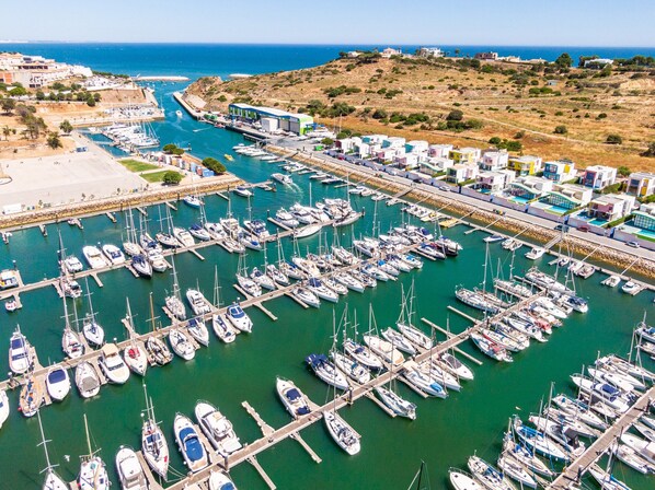 Villa | Marina