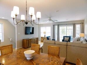 Interior - Spacious Townhouse near Cape May Harbor (Cape May)