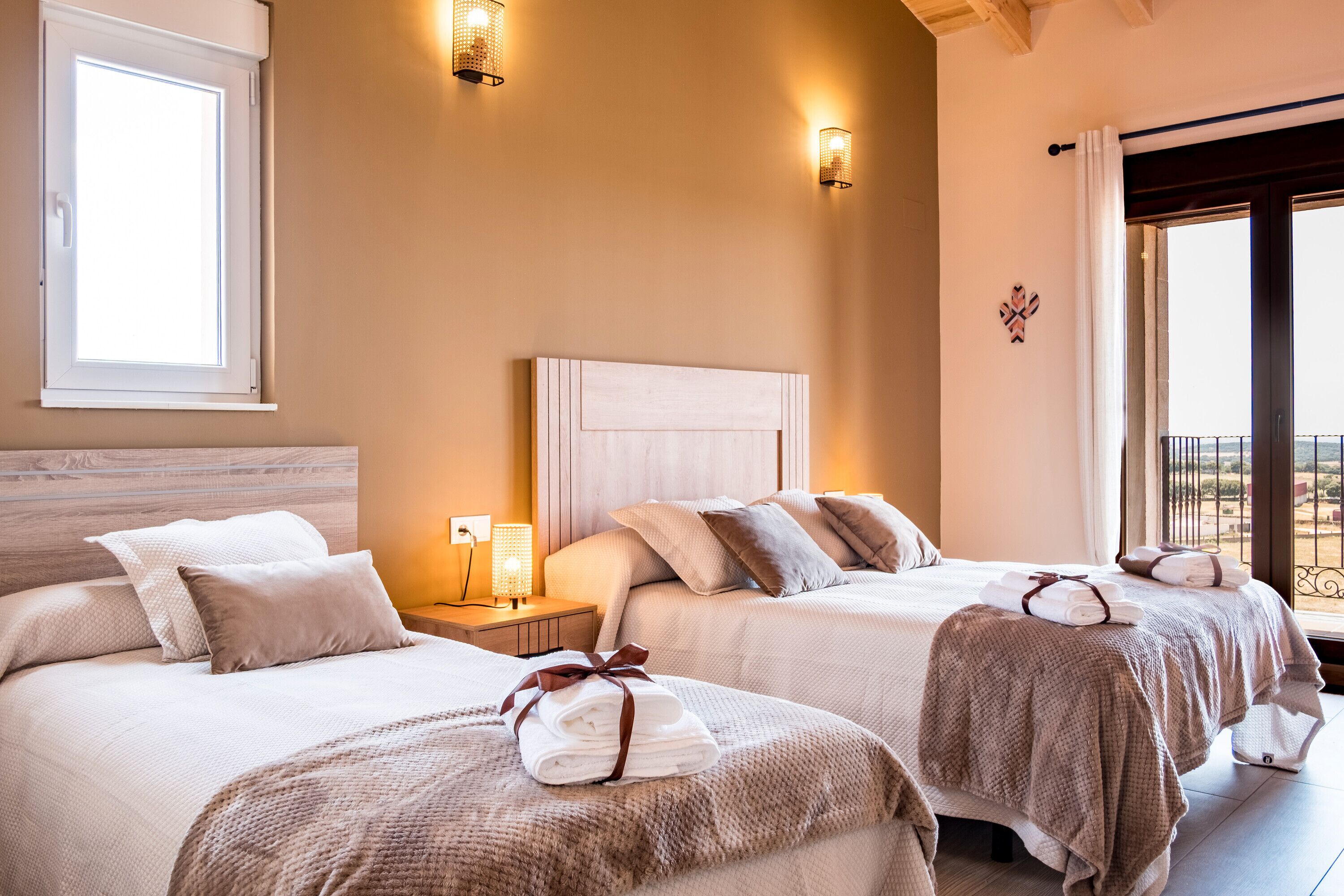 4 chambres, Wi-Fi gratuit, draps fournis