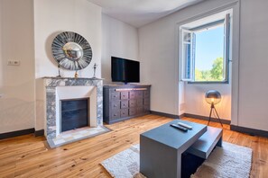 تلفزيون، مدفأة