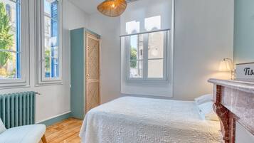 1 bedroom, iron/ironing board, free WiFi, bed sheets