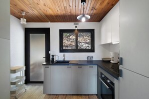 Kühlschrank, Ofen, Herdplatte, Geschirrspüler