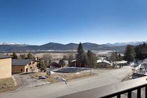 Property grounds -  Le Carlit – Apartment in Les Angles with mountain view, cosy and functional (Les Angles)