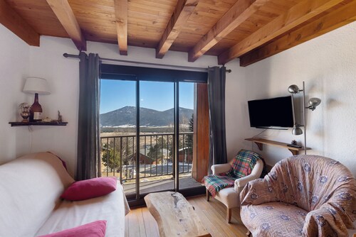 Le Carlit – Appartement aux Angles avec vue montagne, cosy et fonctionnel
