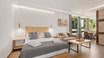 Bügeleisen/Bügelbrett, kostenloses WLAN, Bettwäsche